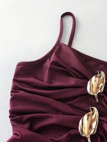 Olithes Französisches plissiertes Design Metall Dekor Camisole Maxikleid Burgunderrotes Kleid Bordeauxrotes Kleid Weinrotes Kleid Knielang Kleid Brautjungfernkleid Elegantes Hochzeitskleid Cocktailkleid Midi-Kleid Damenkleid mit Metalldekor Taillenschmeichelndes Kleid Damen Midi-Kleid Taillenschmeichelndes Kleid A-Linien Midi-Kleid - Bordeaux - Übersicht 4