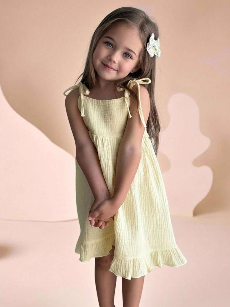 SHEIN Vestido de niña con volantes y tirantes de unicolor tejido - Amarillo - Ver 1