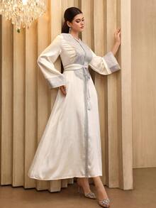 Layrah Elegant Luxury Embroidered V-Neck Flare Sleeve Dress, Spring/Summer