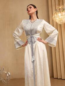 Layrah Elegant Luxury Embroidered V-Neck Flare Sleeve Dress, Spring/Summer
