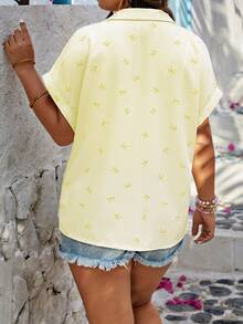 SHEIN LUNE Plus Size Fresh Print Short Sleeve Shirt - Yellow - View 2