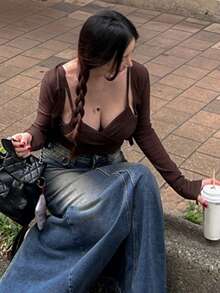 DAZY 两件套女士扭结针织吊带背心+开衫叠穿套装 - 棕色 - 查看 4