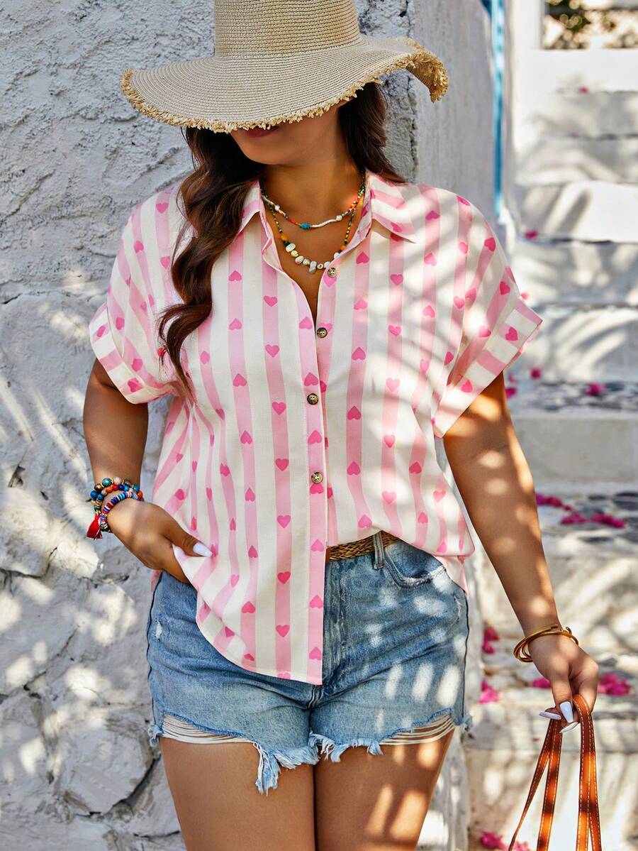 SHEIN LUNE 加大码前扣爱心休闲宽松蝙蝠袖衬衫，情人节 - 粉色 - 查看 1