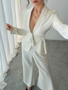 DAZY Bộ vest nữ thanh lịch màu trơn gồm áo blazer xếp ly và quần ống loe, thích hợp cho mùa xuân/hè, váy dự tiệc cưới. - Màu be - Xem 1