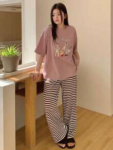 Dazy Plus 2件套可爱印花宽松短袖上衣和条纹长裤睡衣套装，春夏款 - 粉色 - 查看 6