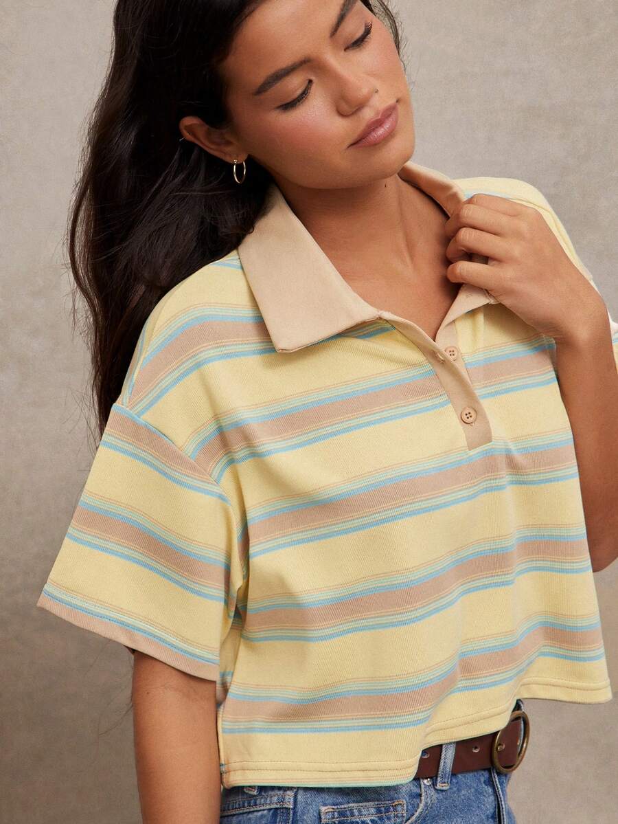 WESTFADE 条纹罗纹针织半袖宽松版型橄榄球Polo短款上衣 - 彩色 - 查看 1