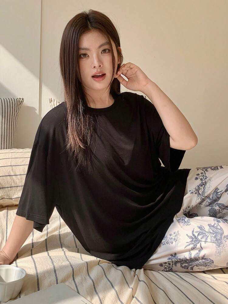 Dazy Plus 2pcs Solid Color Loose Short Sleeve Top And Long Floral Print Pajama Pants Sleepwear Set, Spring/Summer