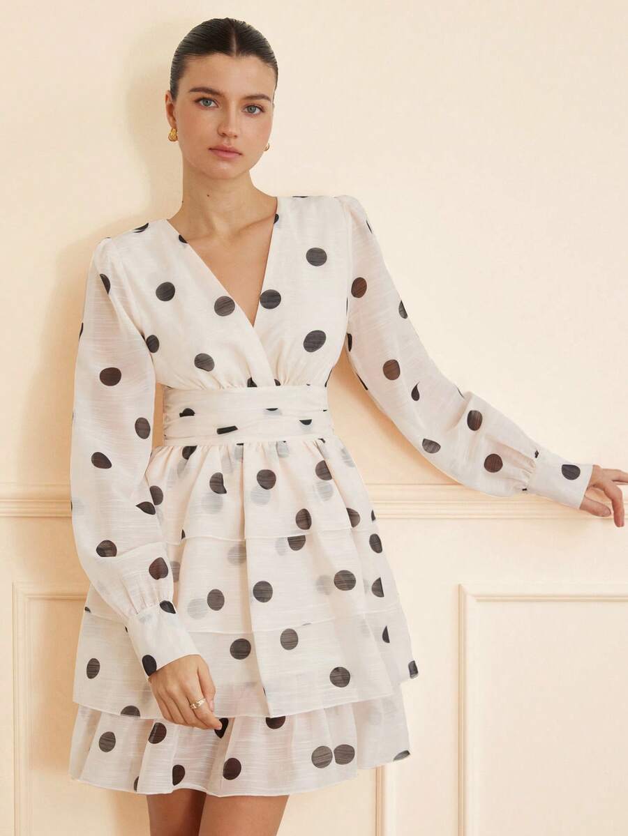 Aveloria Modichic Black & White Polka Dot V-Neck Tiered Ruffle Waist Dress, French Romantic Vintage Elegant, Suitable For Afternoon Tea, Romantic Retro Girly Style - Black and White - View 1