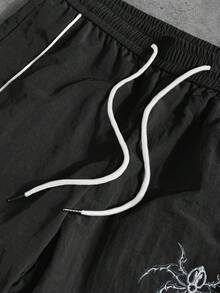 Gym Rark Men's Contrast Trim Spider Print Sports Pants Sweat Pants - Black - View 4