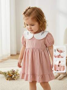 SHEIN 女婴优雅粉色花卉刺绣蝴蝶结领泡泡袖露背连衣裙，适合夏季外出、拍照、日常穿着和上学穿着。 - 藕粉色 - 查看 3