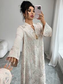 Al Najma 女士V领插肩喇叭袖宽松长款复古阿拉伯风格连衣裙 - 杏色 - 查看 6