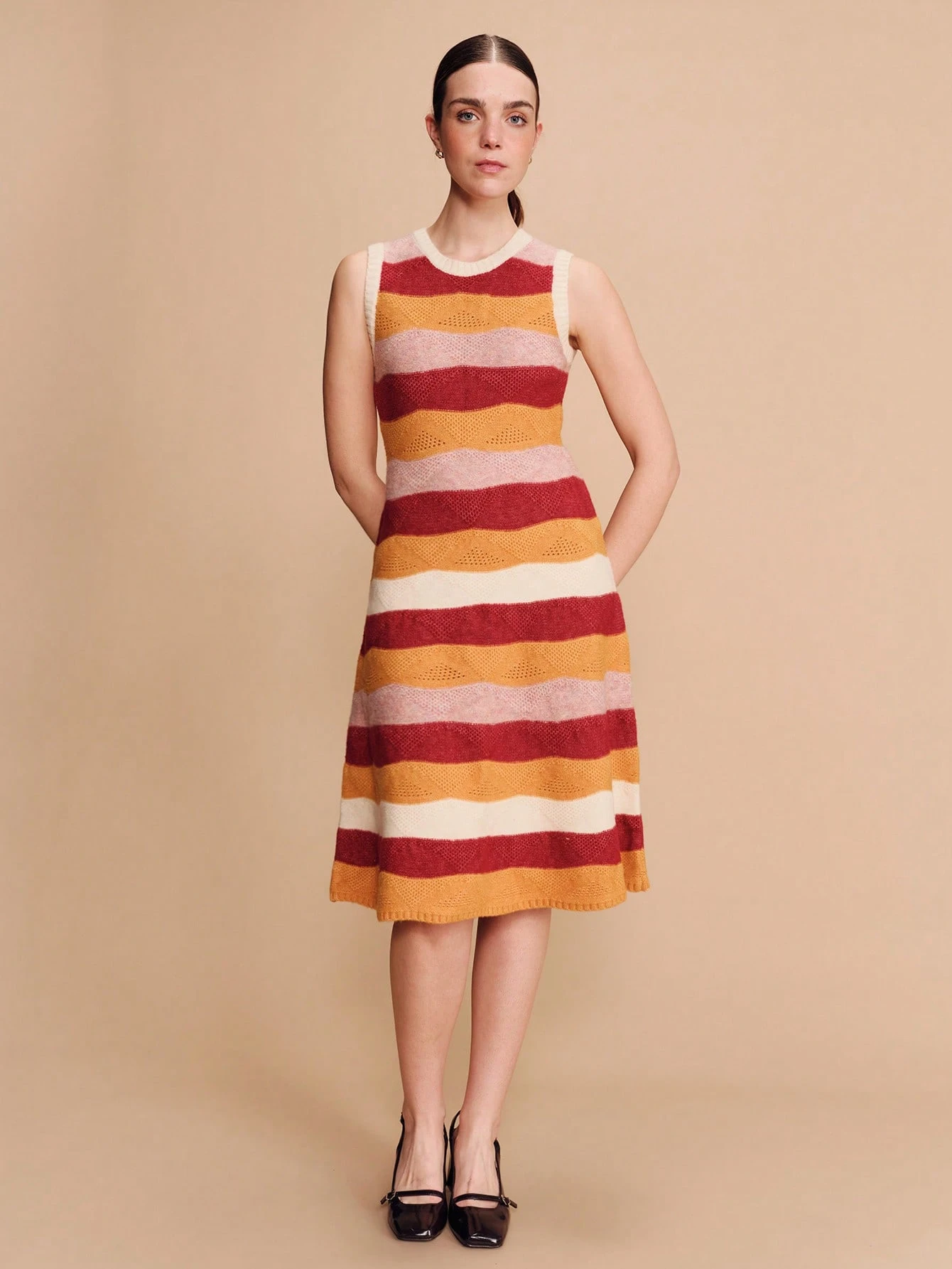 Vestido midi de malha aberta com listras onduladas multicoloridas, estilo vintage de primavera e verão, estilo francês, estilo parisiense