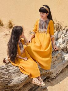 SHEIN Tween Girl Polyester Yellow Modest Midi Dress A Line Long Regular Sleeve Square Neck Geometric Pattern Zipper Casual,Kids - Yellow - View 2