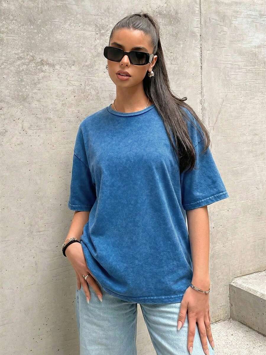 SHEIN EZwear 藏蓝色宽松休闲短袖T恤，夏季女士加大码T恤，蓝色T恤，落肩T恤，纯棉T恤，女士加大码T恤 - 寶藍色 - 查看 1