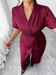 Elenzga 大码女式西装，翻领长袖，收腰A字版型，不对称下摆，金属纽扣装饰，优雅时尚，适合办公室、通勤、街头风、法式浪漫、休闲、中东复古、下午茶、感恩节、返校季、秋冬季等场合。 - 酒紅色 - 查看 3