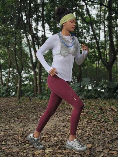 Exploreva Women's Outdoor Purple & Red Mesh Patchwork Zipper Pocket Reflective Leggings