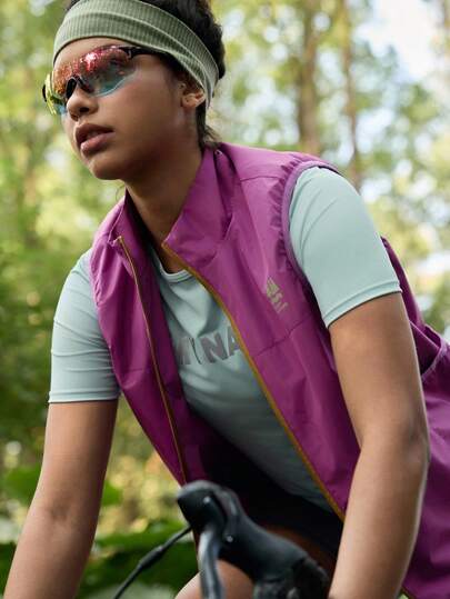 Exploreva Women's Letter Print Zipper Front Casual Versatile Daily Outdoor Vest Jacket