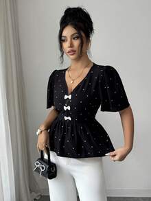 Elenzga Urban Chic 新款女士黑色波点V领蝴蝶结泡泡袖荷叶边下摆短款上衣，适合日常穿着、婚礼、晚宴、通勤、毕业派对、节日、假期、约会、聚会、万圣节、圣诞节、新年、感恩节、新娘装等场合。 - 黑色 - 查看 4