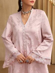 SHEIN Najma Đầm dài tay xòe cổ chữ V thanh lịch với họa tiết ruy băng jacquard và ren phối hợp dành cho nữ. - Hồng - Xem 2