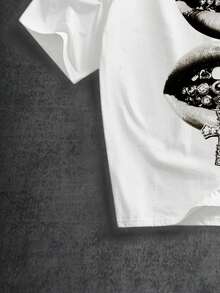 Manfinity ZONE917 Oversized Distressed Gray Street Style Lip, Rhinestone, Cross Print White Short Sleeve T-Shirt, Suitable For Summer, Funny Gift For Boyfriend Or Yourself - White - View 4