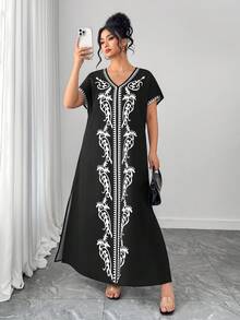 Elenzga Plus Size Women Floral Print Dress, Casual & Versatile For Dating, Daily Wear, Romantic Style, Spring/Summer - Black and White - View 1