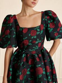 BELROSIE Schwarz & Rot Kontrast Farbe Rose Jacquard Stoff Quadratischer Kragen Puffärmel Kurzes Kleid, eleganter französischer Retro-romantischer Stil für Frauen - Verschiedenfarbig - Übersicht 3