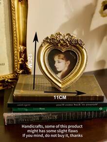 Cirelle European Relief Resin Heart Wedding Photo Frame, Tabletop And Wall Hanging Decor - Gold - View 3