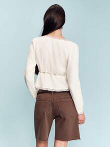 lacRébo 米白色刺绣浪漫长袖衬衫，腰部饰有蕾丝花边，可爱春夏风格，法式巴黎风情 - 白色 - 查看 2