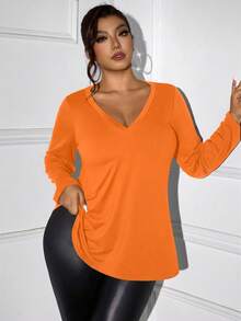 Femmeverse Áo thun dài tay cổ chữ V trơn, cỡ lớn, kiểu dáng thường ngày, thích hợp cho mùa xuân. - trái cam - Xem 1