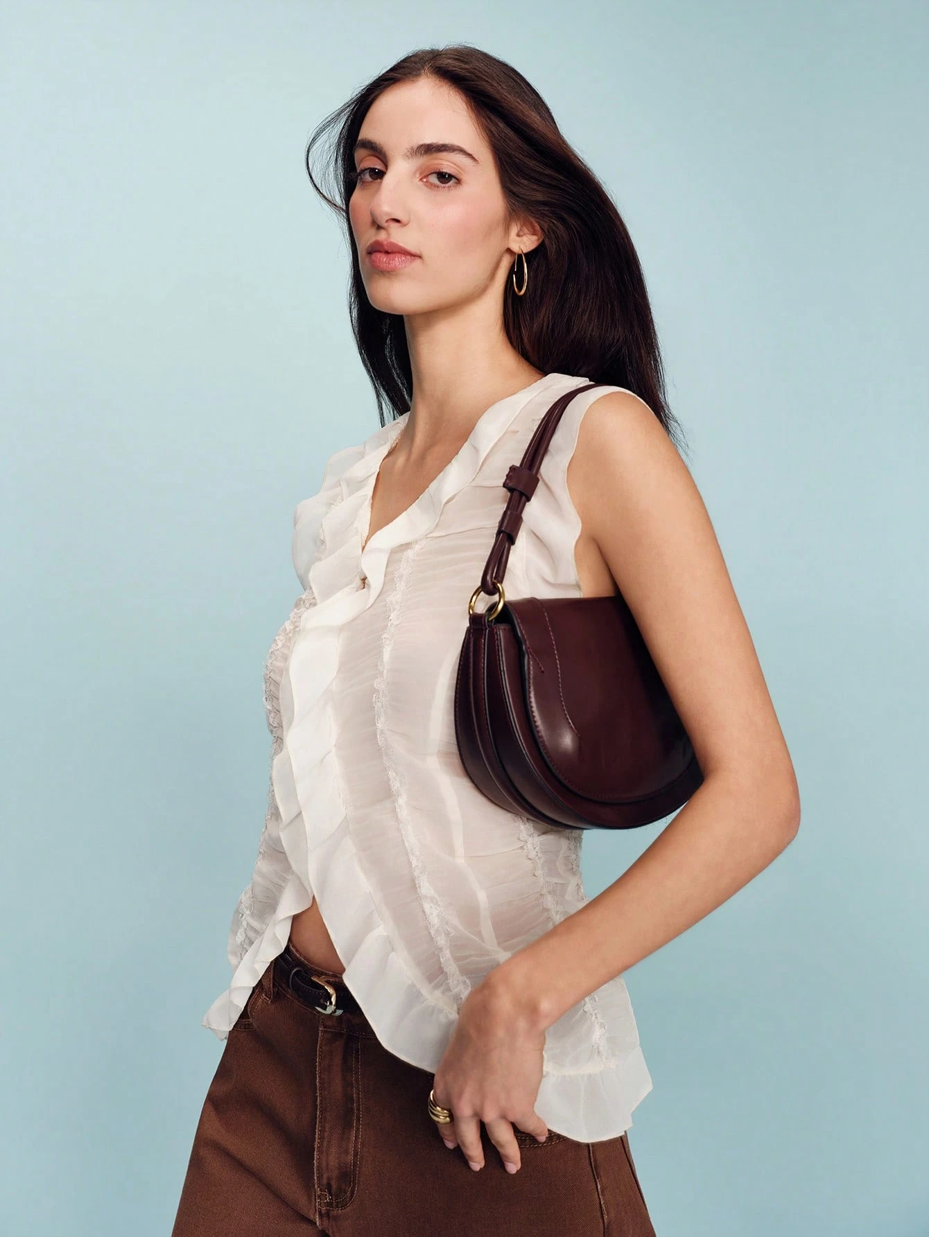 シアーホワイトシフォンフリルノースリーブトップ、ウエストフィット、ロマンチックな春夏トップ、フレンチスタイル パリジャンスタイル バカンス 外出レディーストップス