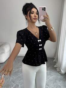 Elenzga Urban Chic 新款女士黑色波点V领蝴蝶结泡泡袖荷叶边下摆短款上衣，适合日常穿着、婚礼、晚宴、通勤、毕业派对、节日、假期、约会、聚会、万圣节、圣诞节、新年、感恩节、新娘装等场合。 - 黑色 - 查看 7