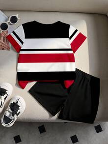 男婴两件套休闲套装，撞色条纹骑士印花T恤和短裤套装，适合春夏穿着，居家休闲、户外活动、运动、上学等场合。 - 彩色 - 查看 2