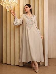 Al Najma 杏色优雅V领亮片刺绣喇叭袖衬衫 - 杏色 - 查看 8