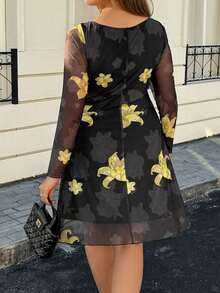 Lounesse 大码女式深V领印花优雅收腰长袖连衣裙，适合约会和派对穿着 - 彩色 - 查看 4