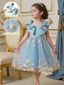 Đầm xanh lá cây mới cho bé gái mùa xuân/hè, có nơ 3D tháo rời trên vai, chất liệu vải satin xanh trơn phối lưới thêu hoa, không tay, cổ tròn, phù hợp cho bé gái. Cao cấp, thanh lịch, duyên dáng, nữ tính, mặc hàng ngày, đi học, đi chơi, nghỉ lễ, dự tiệc, mặc mùa xuân/hè. Đầm thêu hoa màu xanh dương, đầm công chúa, đầm bé gái dự tiệc, đầm trẻ em thanh lịch, đầm nơ, đầm công chúa cho bé gái, đầm màu xanh da trời cho bé gái, đầm trẻ em thanh lịch, đầm nơ cho bé gái dự tiệc. - màu xanh lá - Xem 4