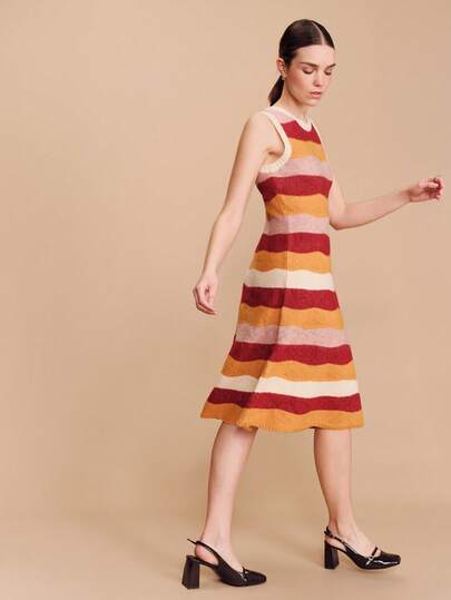 lacRébo Flerfärgad vågig randig öppenstickad ärmlös midiklänning Vintage vår- och sommarstil fransk stil parisisk stil