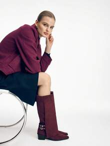 Ontre Sepatu Bot Setengah Betis Wanita Kasual Warna Polos dengan Hiasan Gesper - Bordeaux - View 5