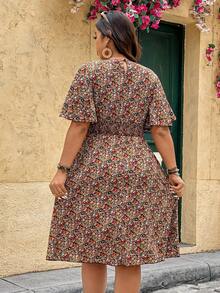 Breezaya 大码女式碎花圆领荷叶袖A字中长连衣裙，腰部褶裥设计，优雅休闲度假波西米亚浪漫连衣裙 - 彩色 - 查看 2