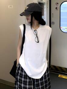 K-Vae Women's Solid Color Minimalist Casual Tank Top - White - View 1