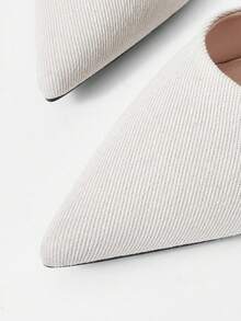 Mnmlis Giày cao gót mũi nhọn gợi cảm dành cho nữ, có khóa cài, màu sắc tương phản, kiểu dáng stiletto, in chữ "Commuter", thích hợp cho ngày Valentine. - Màu be - Xem 3