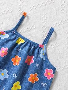 SHEIN Playful Pals 女婴休闲可爱碎花牛仔印花连衣裙，适合休闲度假，夏季可爱装扮 - 藍色 - 查看 6