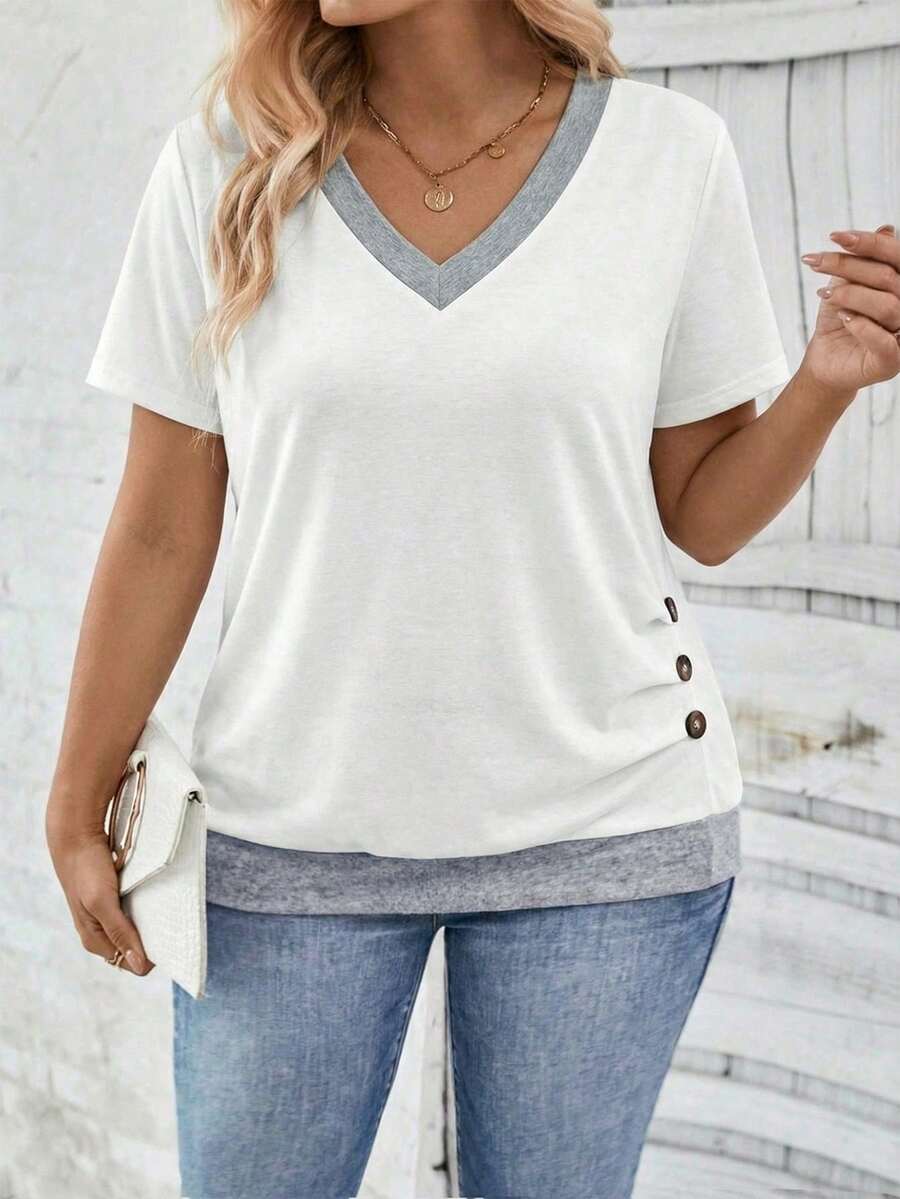 EMERY ROSE Fashionable Casual New Vintage V-Neck Side Hem Pleated Button Contrast Color Plus Size T-Shirt - Multicolor - View 1