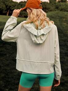 WanderVale Mountain Outdoor Lightweight Drawstring Adjustable Hooded Jacket - Green - View 2