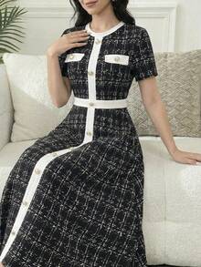 SHEIN Teenager Mädchen Kleid mit Karomuster, weißem Kontrastbesatz, Metallschnallen-Dekor, elegantem Kurzarm A-Linie, Herbstkleid, kariertes Midi, schwarzer Tweed - Schwarz - Übersicht 5