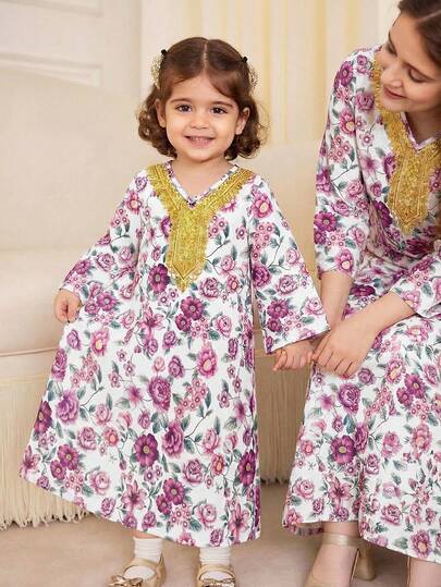 Baby Girl Loose Casual V-Neck Long Sleeve Ditsy Floral Ruffle Decor Dress