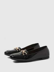 Sleekvia 女士时尚圆头平底黑色金属扣乐福鞋，舒适休闲一脚蹬鞋，适合日常通勤、聚会、购物、度假等场合。 - 黑色 - 查看 2