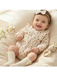 Loomiva Newborn Baby Girl Heart Pattern Ruffle Collar Long Sleeve Bodysuit