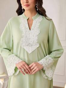 Al Najma Đầm Abaya nữ cổ đứng phối ren, dáng rộng, thoải mái, mặc hàng ngày. - màu xanh lá - Xem 6