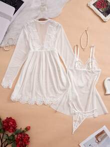 3pcs Bride Series Embroidered Mesh Wireless Sexy Nightgown Set For Women