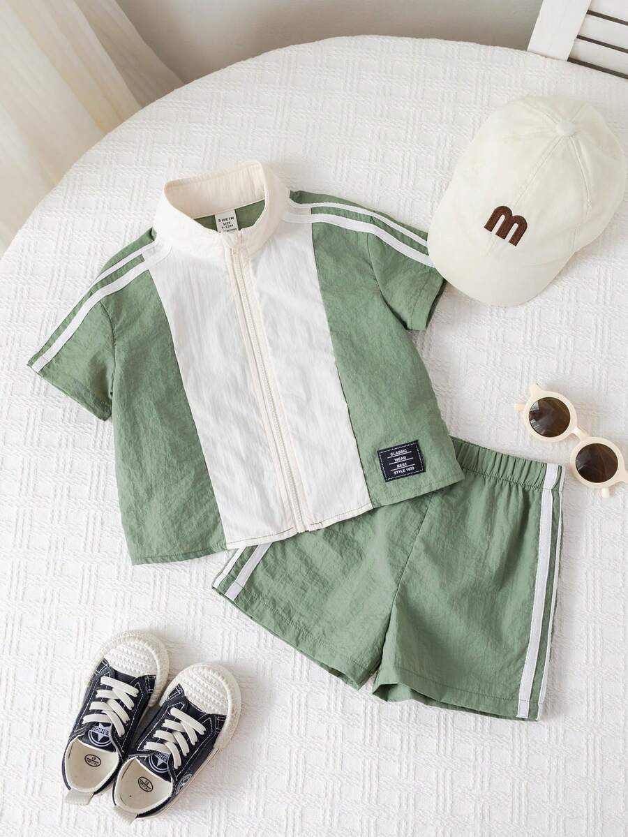 SHEIN 2件組 幼兒男孩休閒時尚拼色短袖襯衫外套與短褲套裝,白色,夏季海灘嬰兒街頭風男孩穿搭 - 綠色 - 查看 1